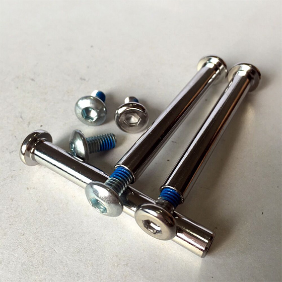 2对锁螺丝.jpg
